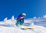 爱游戏官方入口-布伦森关键11分逆转夜空，当F1揭幕战之夜响起篮球脉动