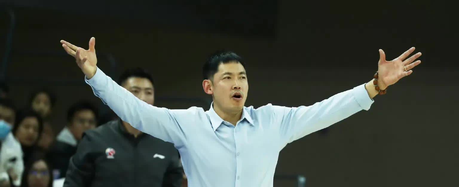包含浙江队主教练谈战术调整，力求改善表现的词条