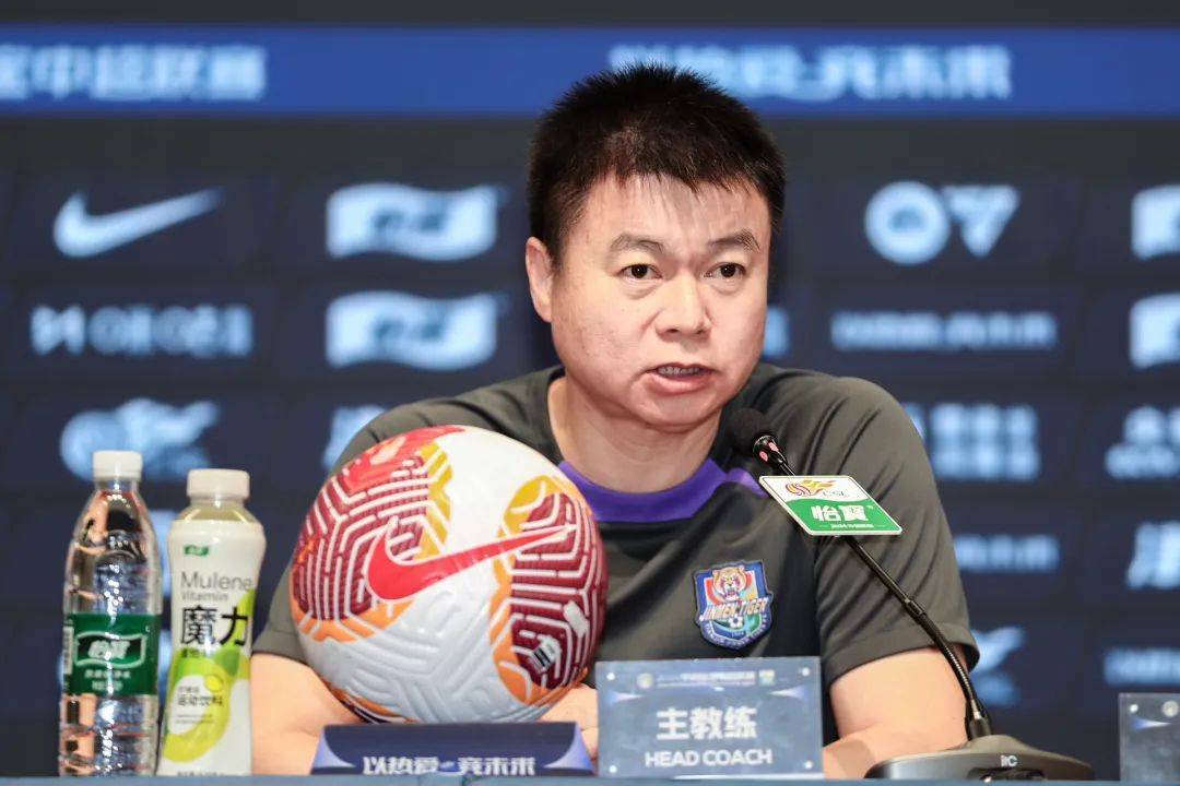 包含浙江队主教练谈战术调整，力求改善表现的词条
