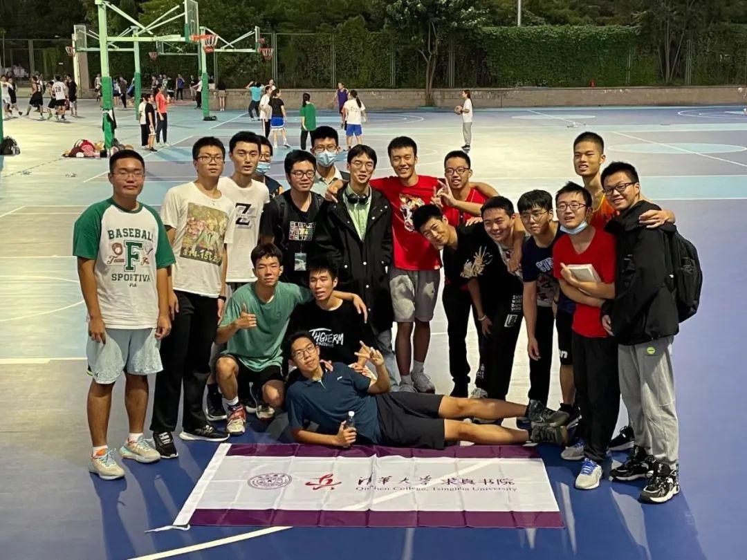 丹麦前锋连战皆捷昂首杀进季后赛