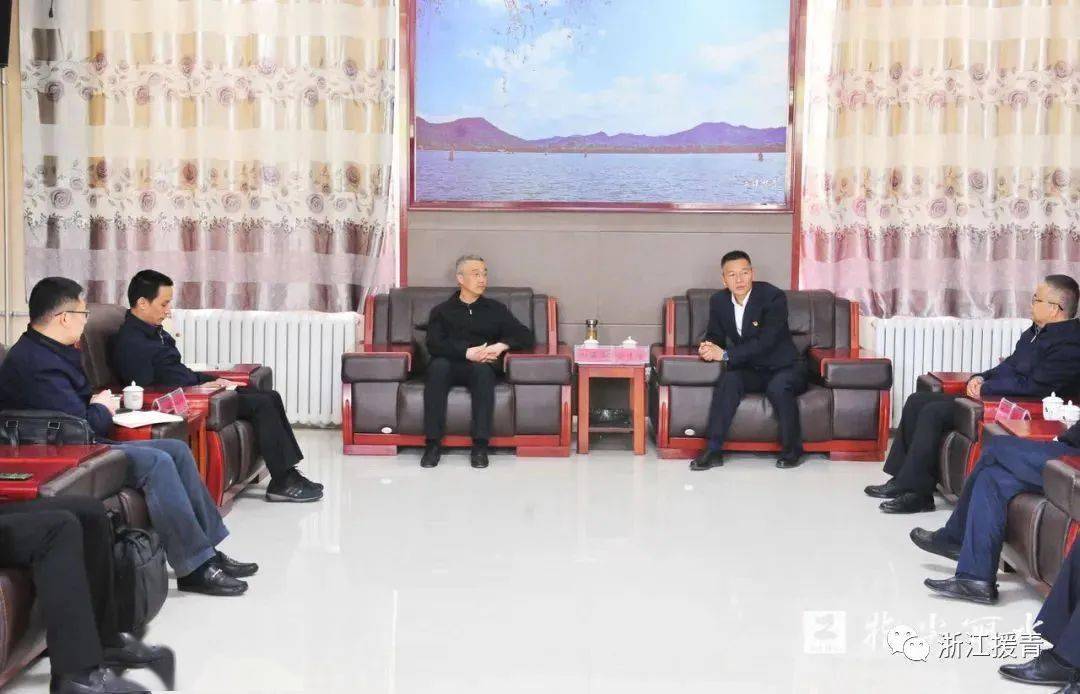 包含青海队内部人员变动引发波澜，球队稳定不足的词条