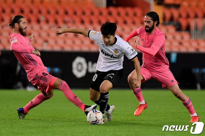 韩国强势瓦伦西亚，穆勒爆发神勇