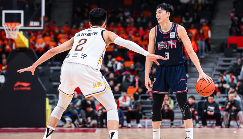 包含篮网惊险赢得加时赛，勇夺比赛胜利的词条