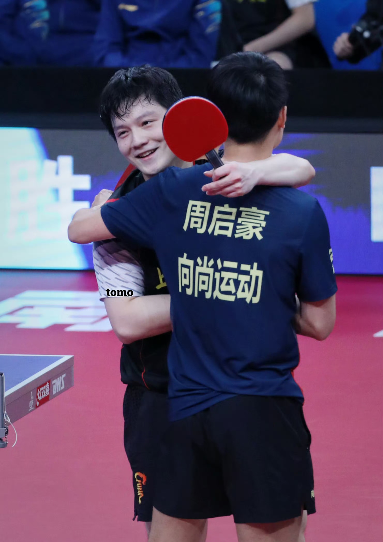 韩国队绝杀英格兰队，樊振东惊艳四座