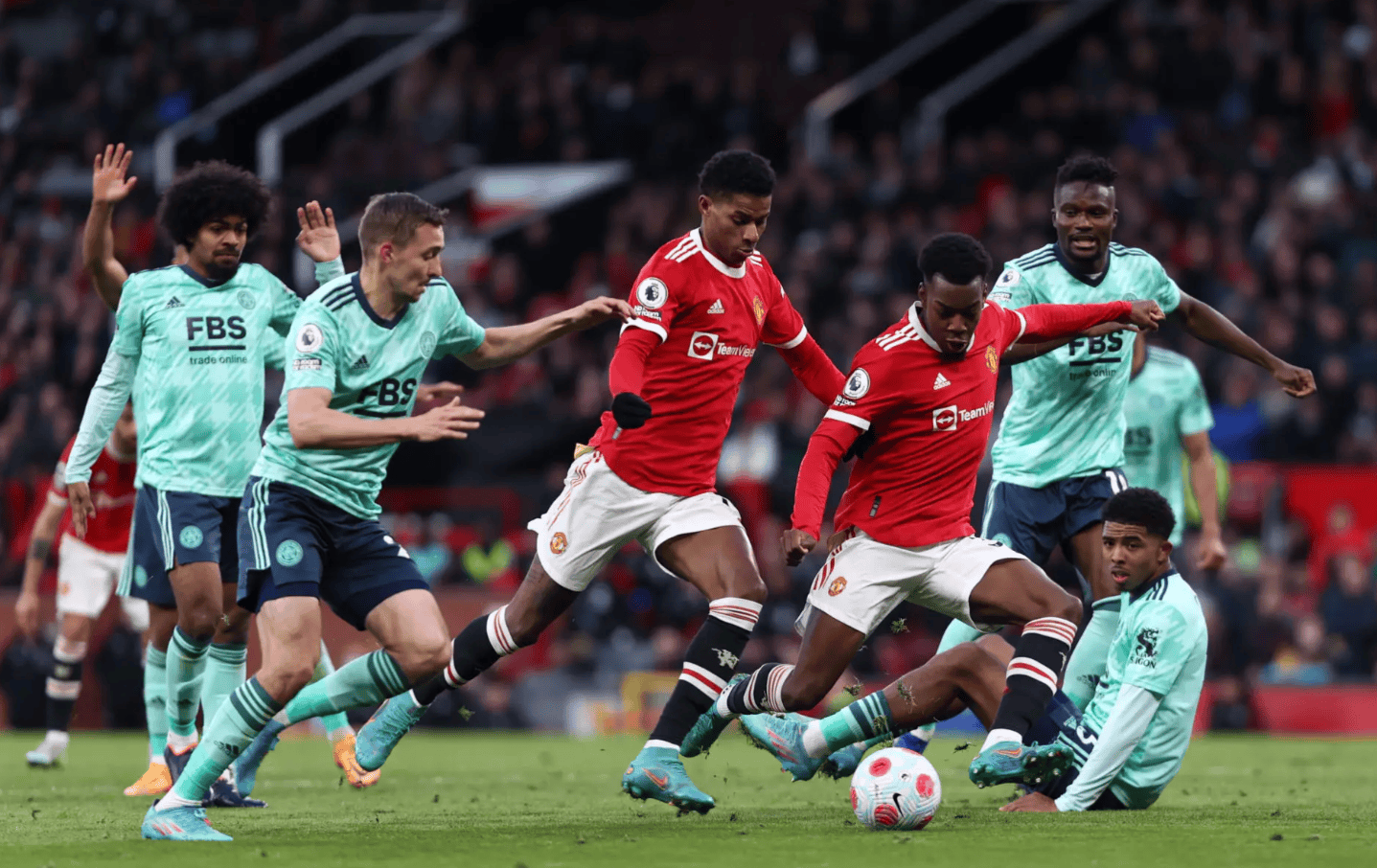 多特蒙德遭遇弗赖堡逆转,陷入连败泥潭 多特蒙德遭遇弗赖堡逆转,陷入连败泥潭