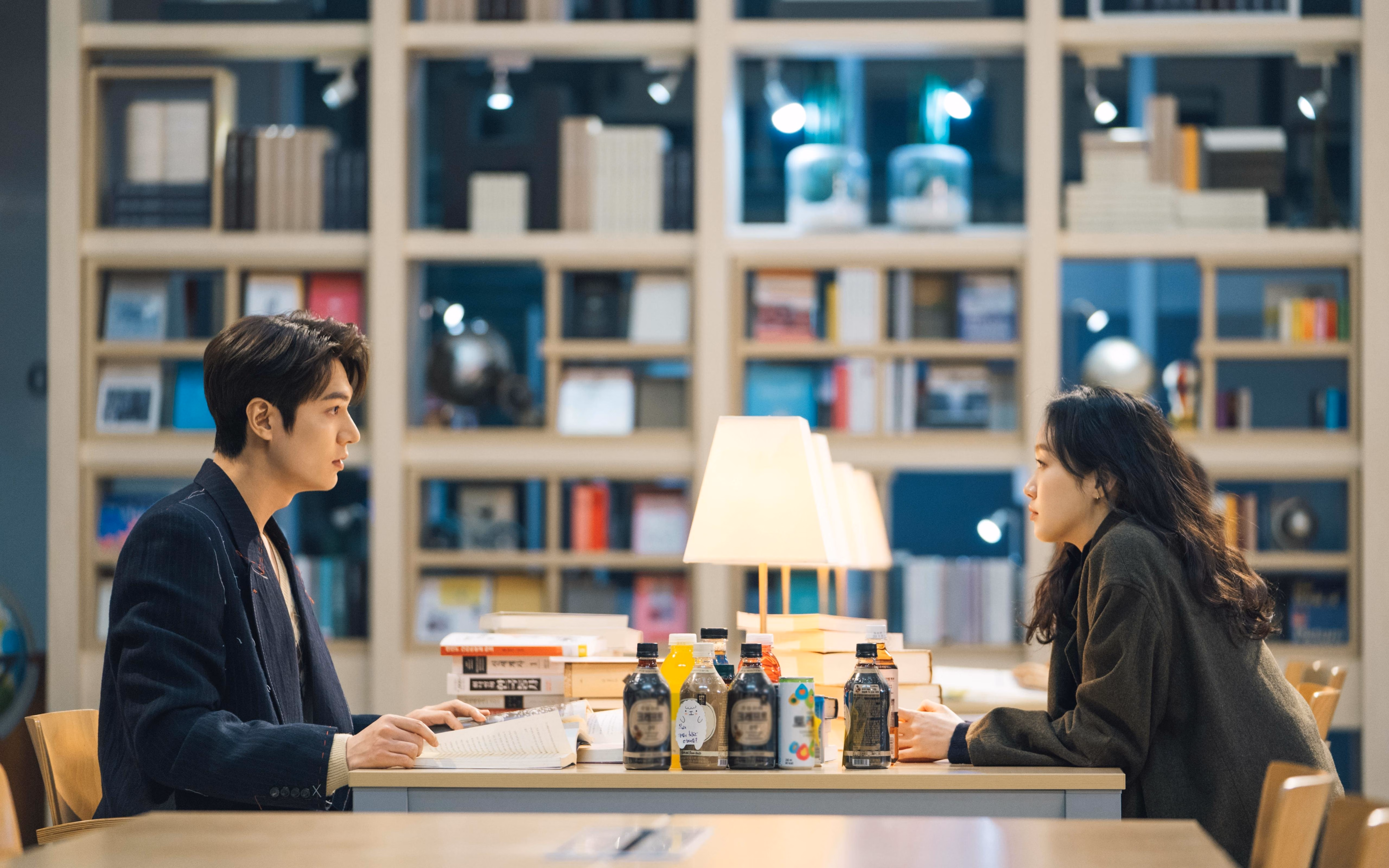 西甲风暴与国家德比余波，巴拉圭强势逆袭乌克兰的战术启示